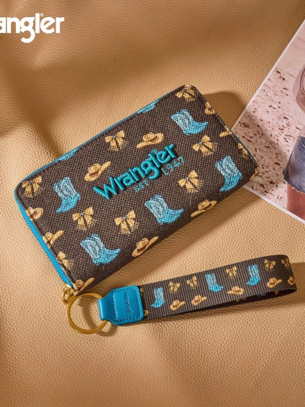 Wrangler Western Print RFID Blocking Zippered Wallet Coffee
